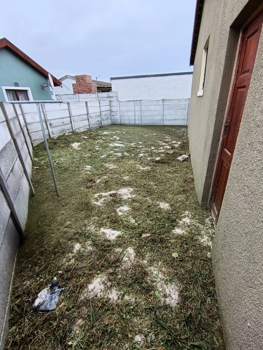 3 Bedroom Property for Sale in Brentwood Park Western Cape